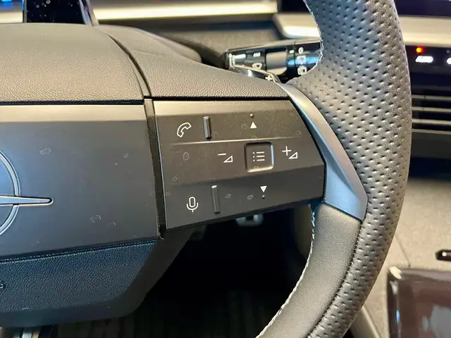 Opel Grandland view 15