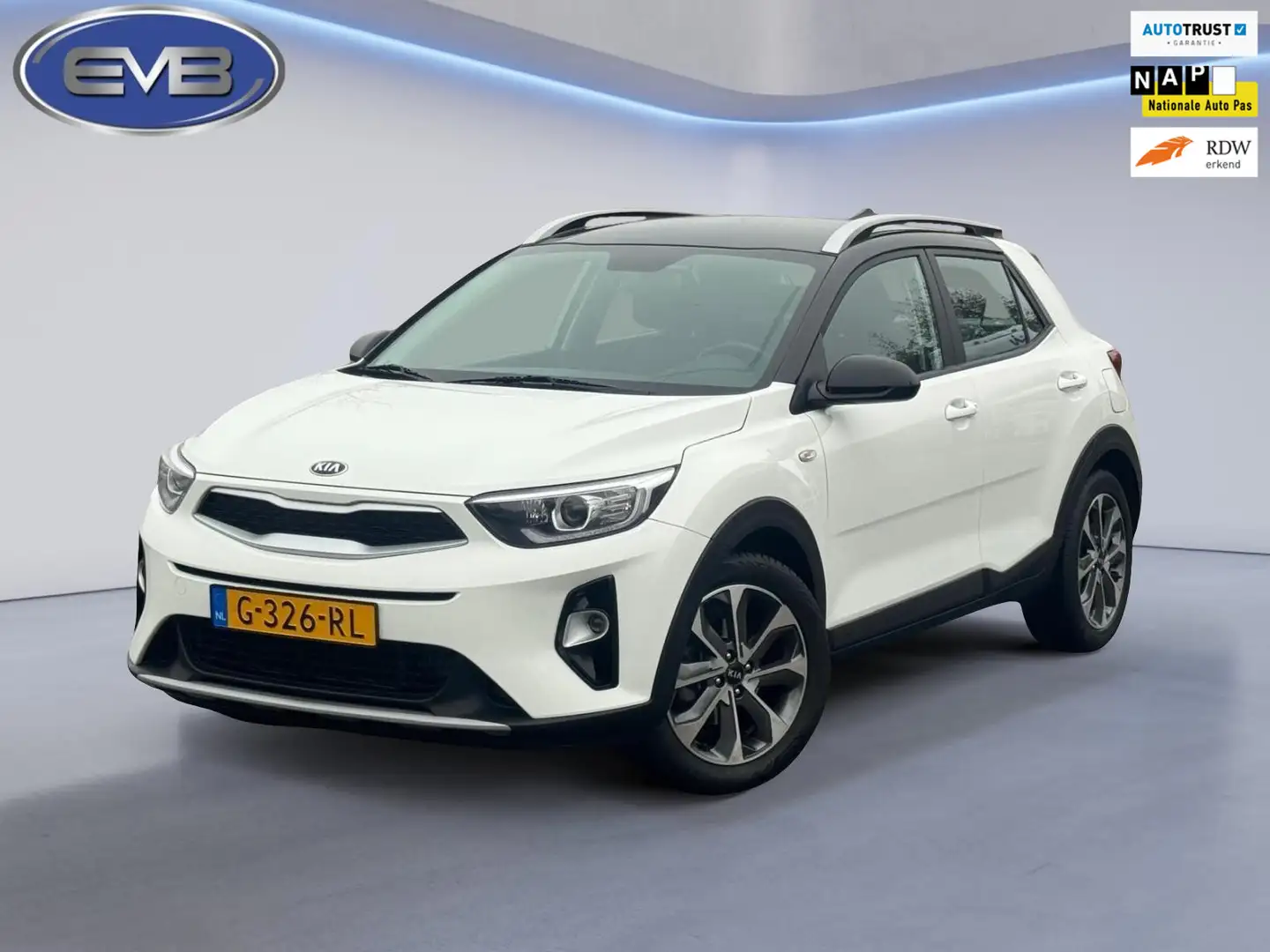 Kia Stonic 1.0 T-GDi DynamicLine, trekhaak, achteruitrijcamer Blanco - 1