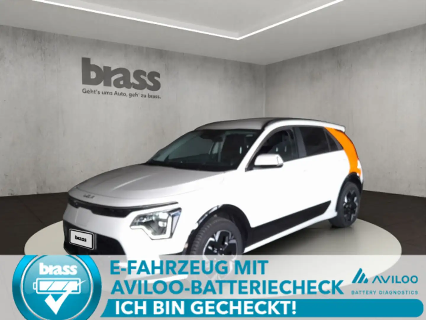 Kia Niro e-Niro Inspiration (64,8kWh) Relex Tech DrivePak Weiß - 1