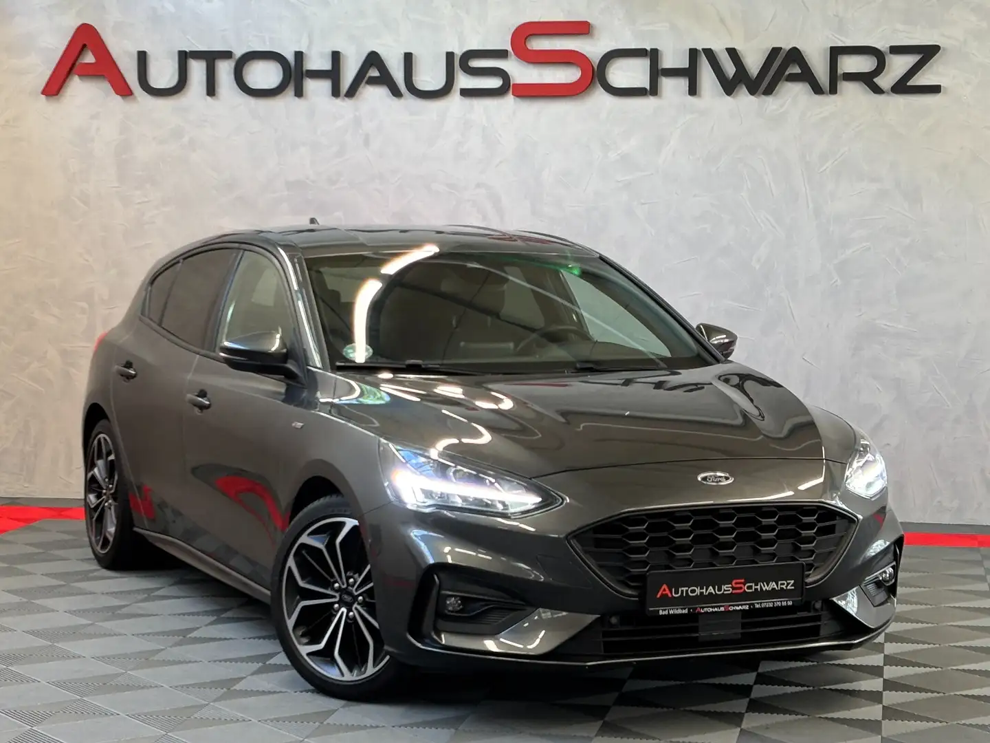 Ford Focus Focus 150ps Aut. ST-Line Kamera Led FahrAss Navi Grau - 1