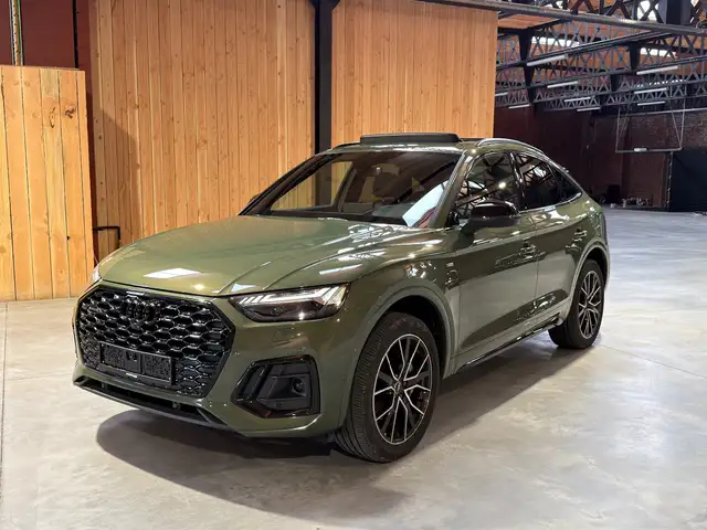 Audi Q5 view 3
