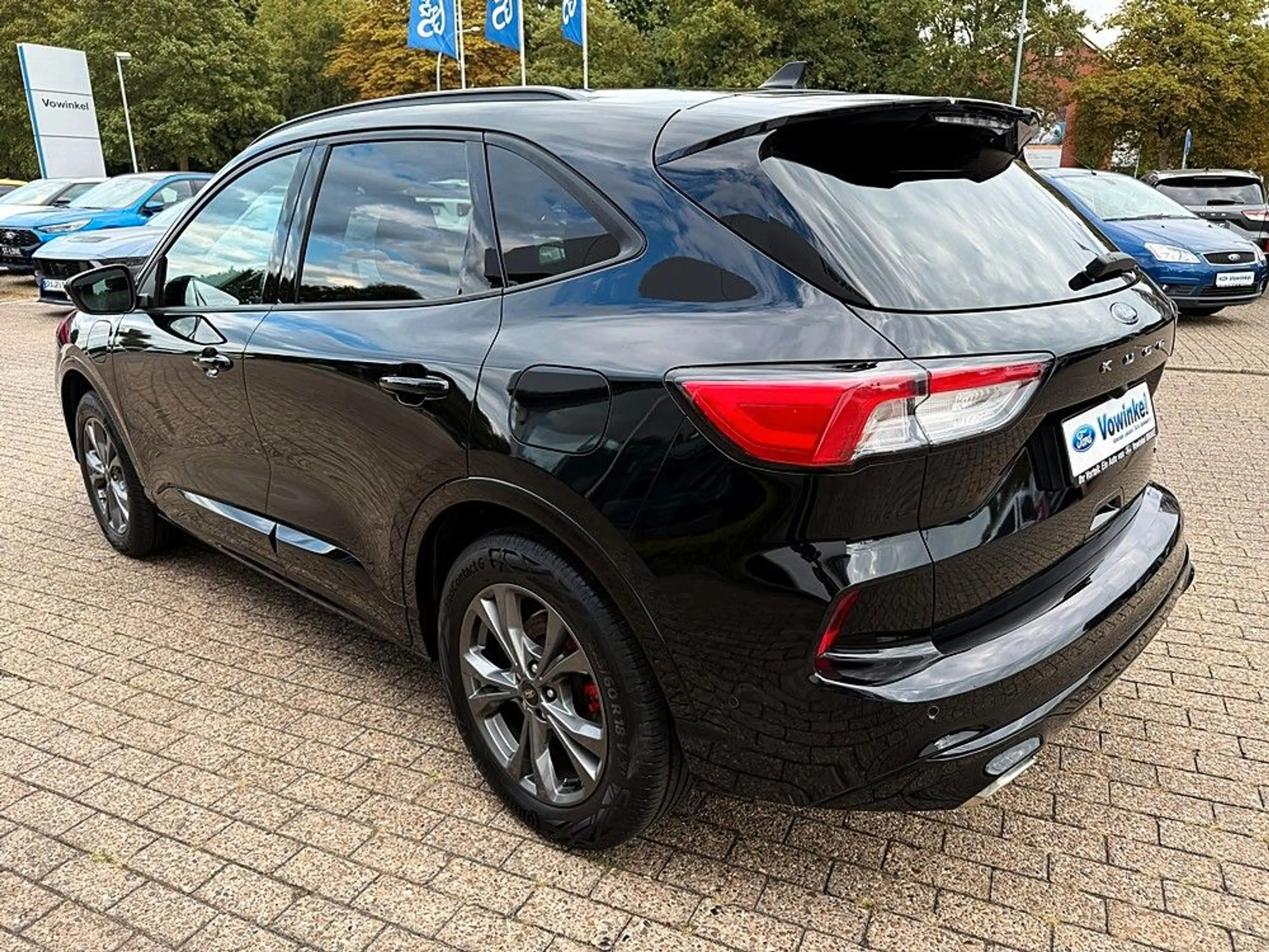 Ford Kuga KUGA PHEV ST-LINE+iACC+LED+BLIS+HUD+AHK-abn — photo 8