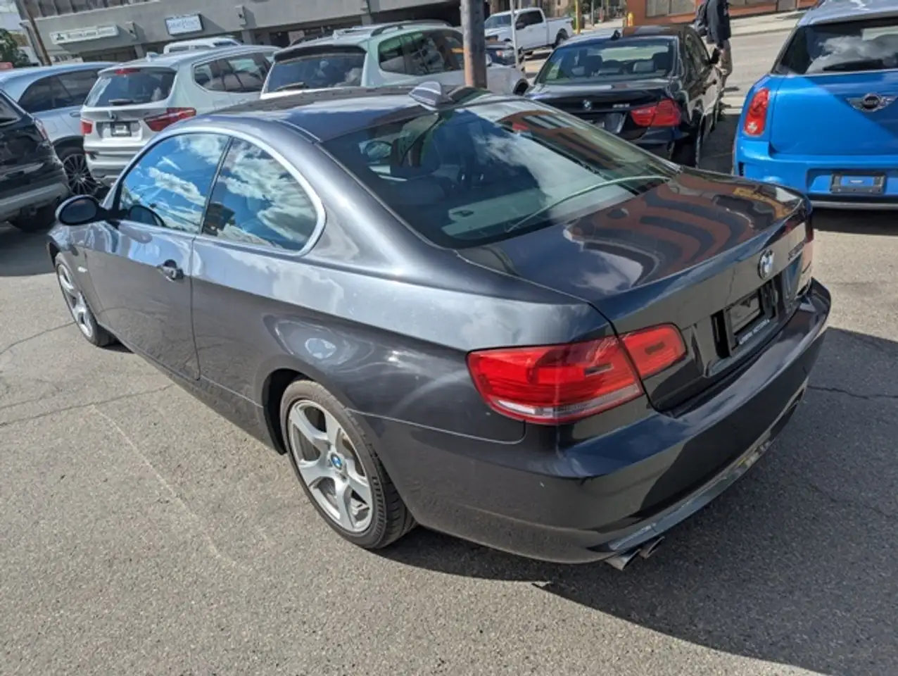 BMW 3 Series снимка BMW 3 Series