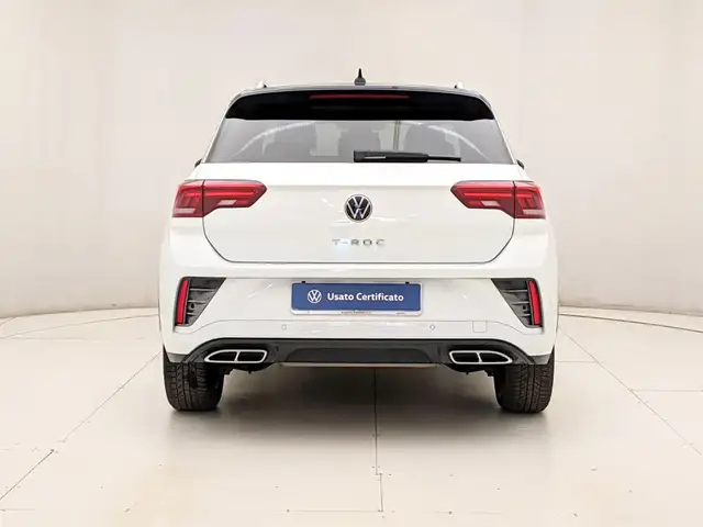 Volkswagen T-Roc view 5