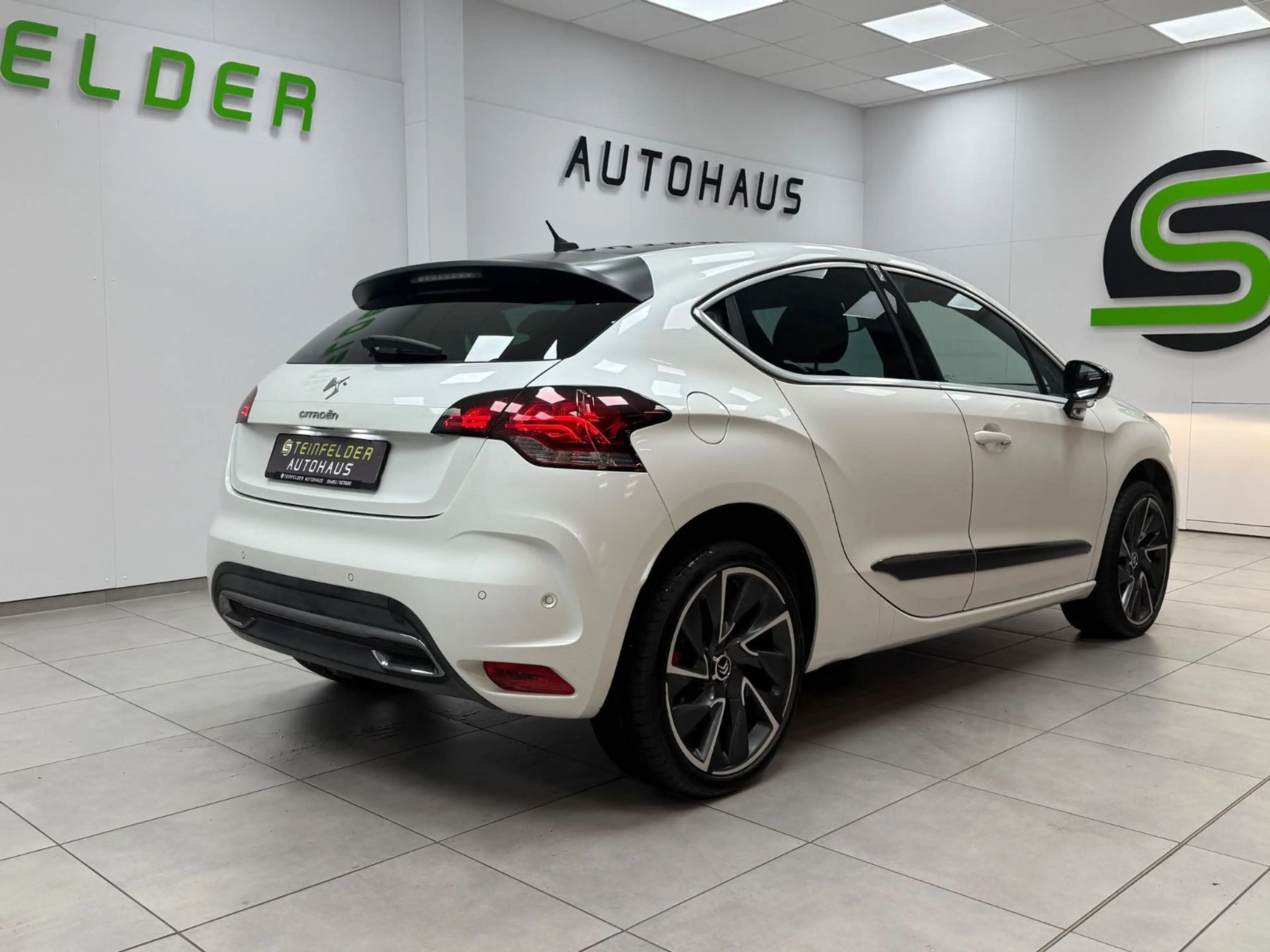 Citroen DS4 SportChic/Leder/Navi/Shz/ — photo 7