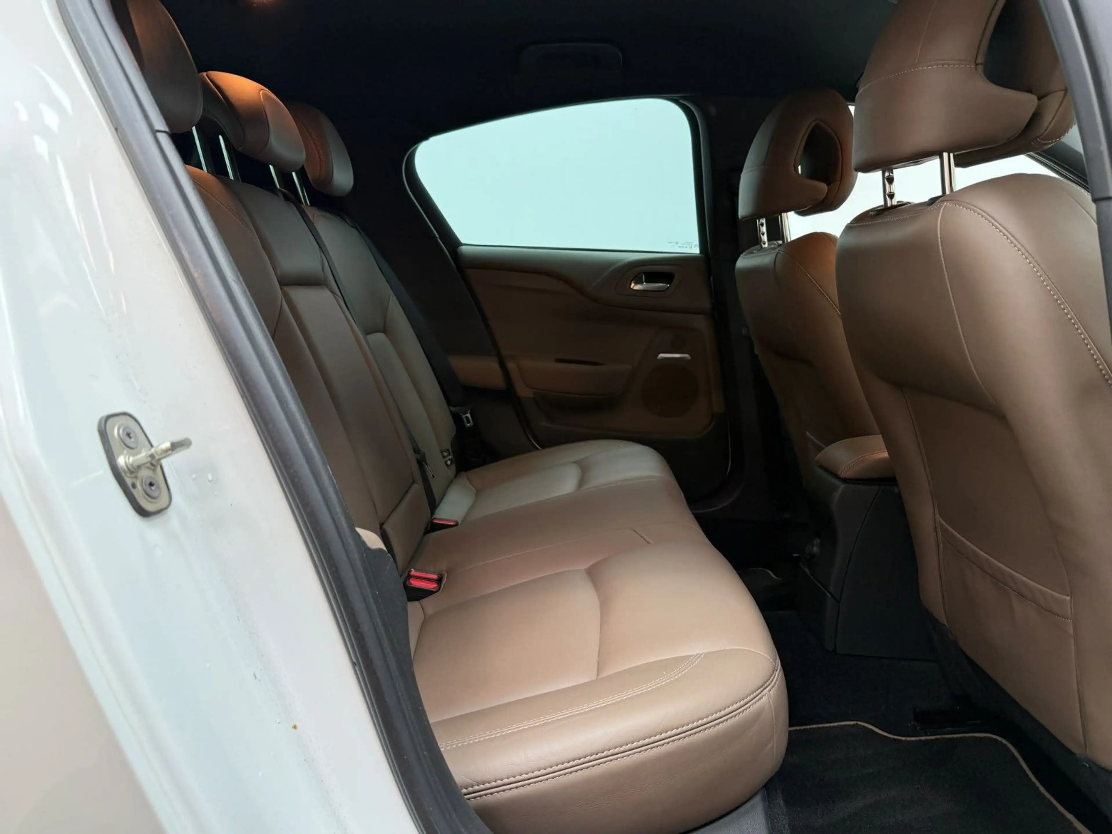 Citroen DS4 SportChic/Leder/Navi/Shz/ — photo 13