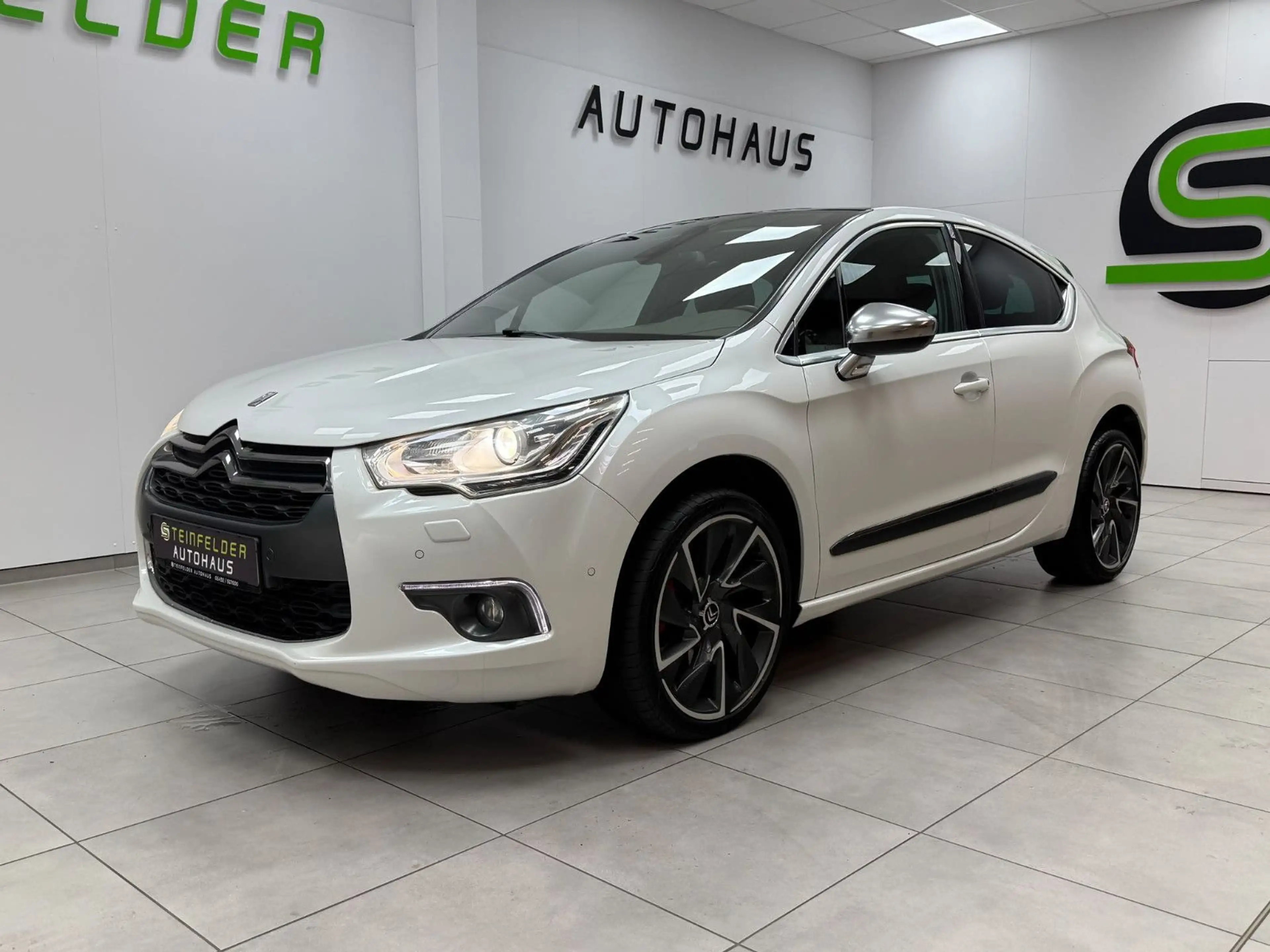 Citroen DS4 SportChic/Leder/Navi/Shz/ — photo 3