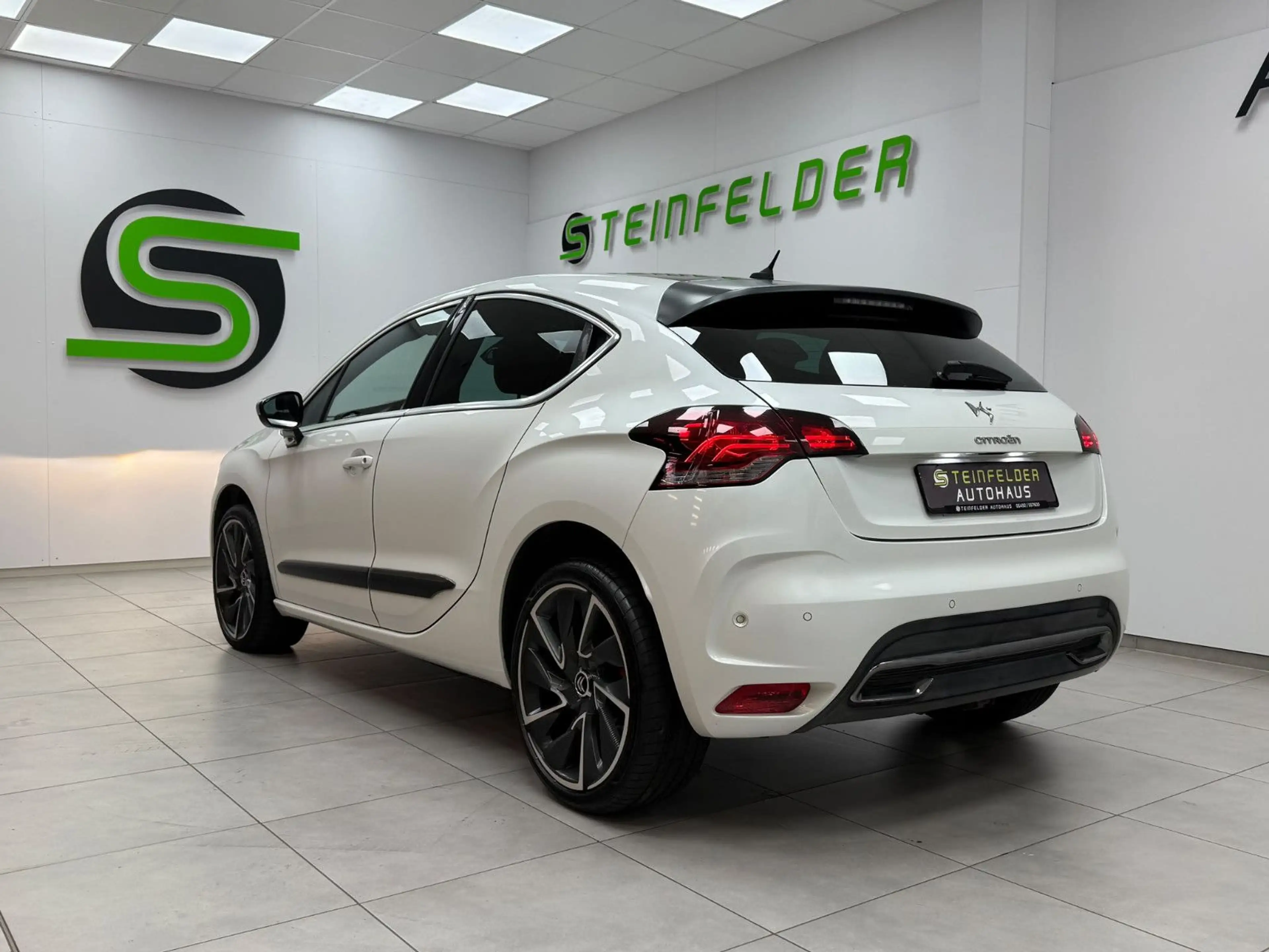Citroen DS4 SportChic/Leder/Navi/Shz/ — photo 5