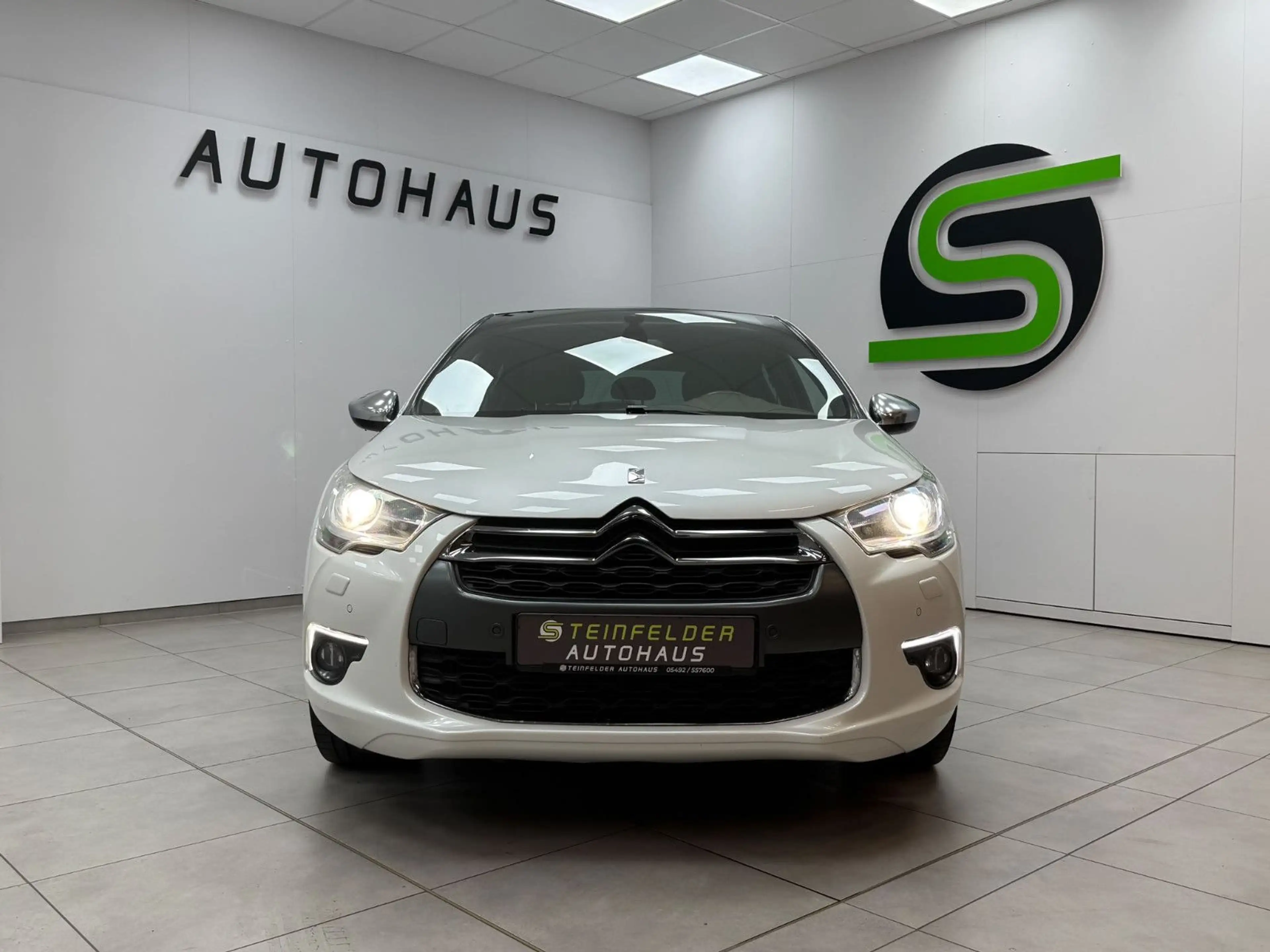 Citroen DS4 SportChic/Leder/Navi/Shz/ — photo 2