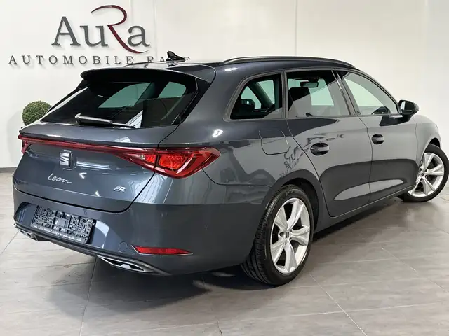 Seat Leon view 4