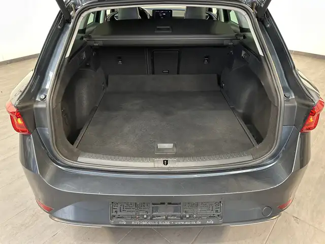 Seat Leon view 6