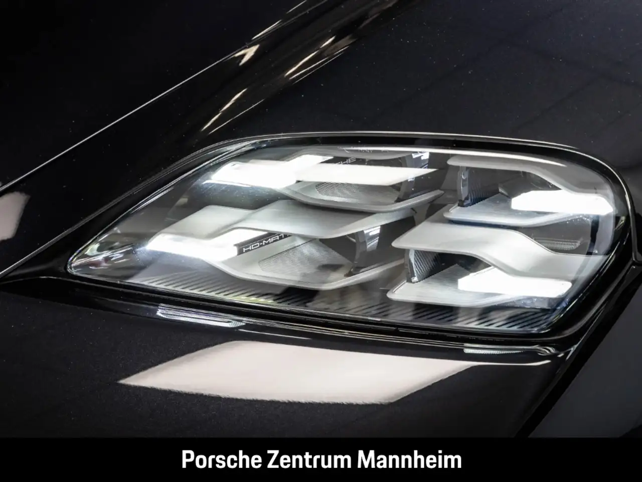 Porsche Taycan 4S Black Edition Pano Head-Up 360°Bose Sitzbelü 13