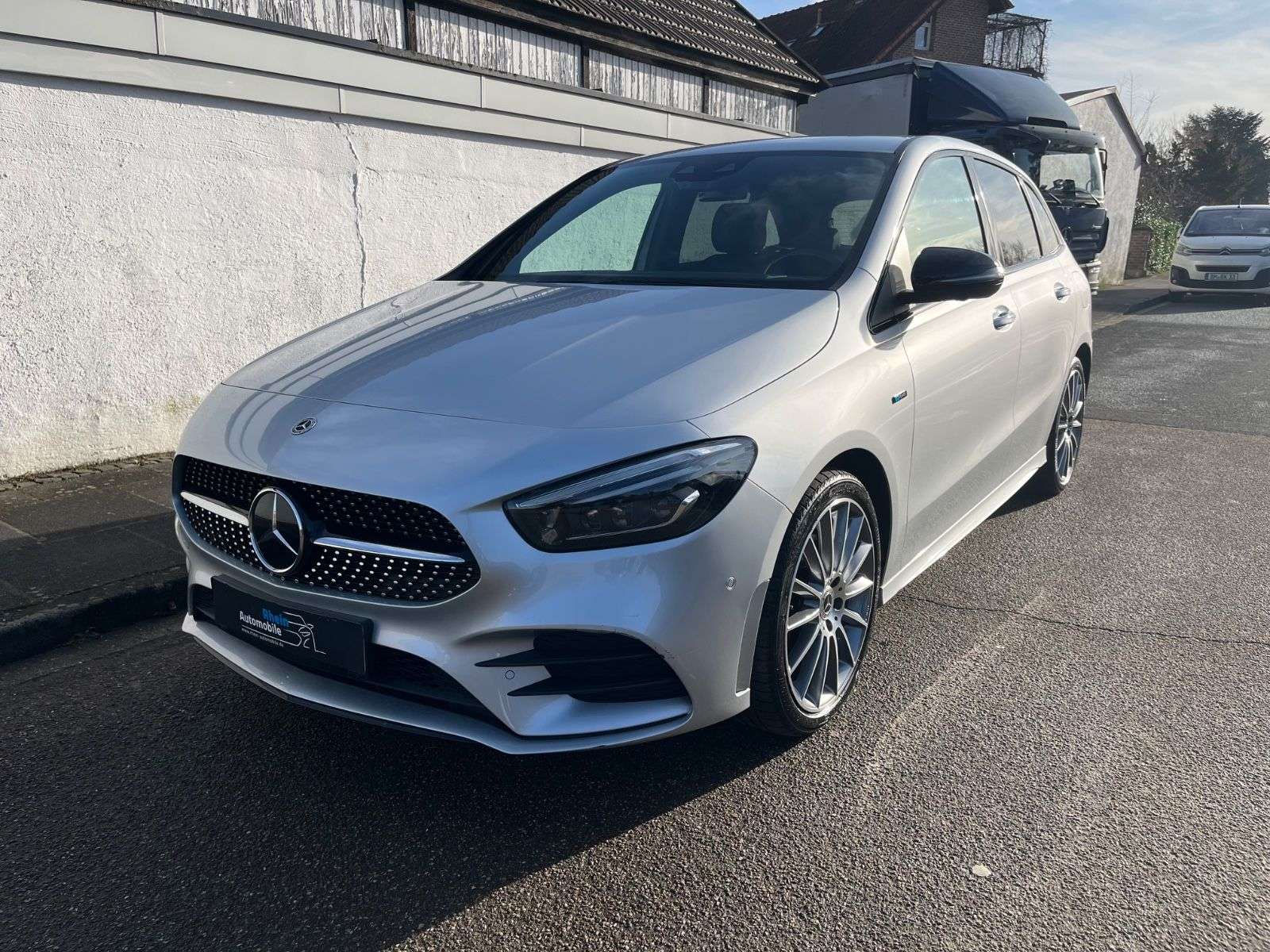 Second hand Mercedes Benz B-Class 