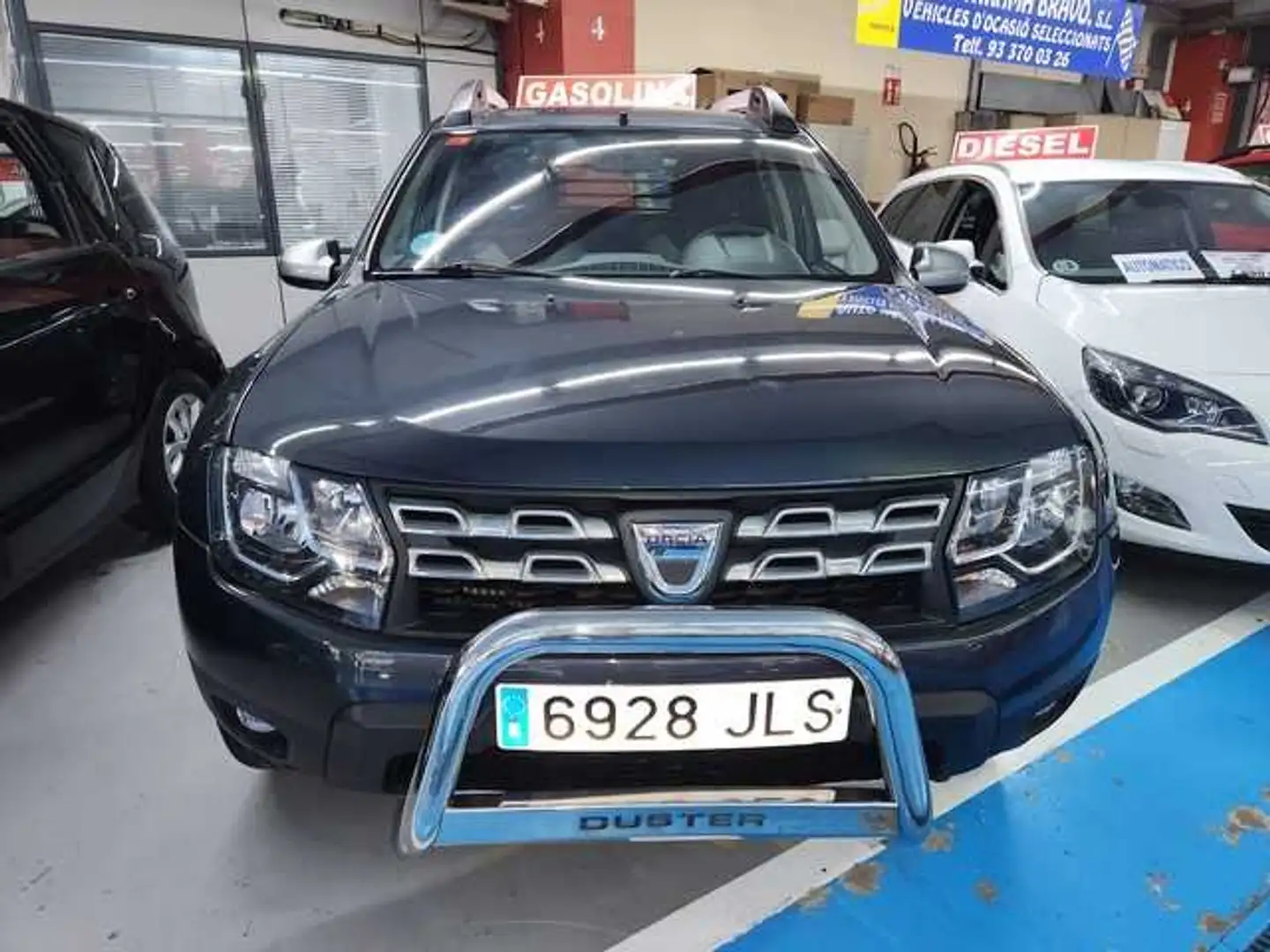 Dacia Duster 1.2 TCE Ambiance 4x4 125 Gris - 1
