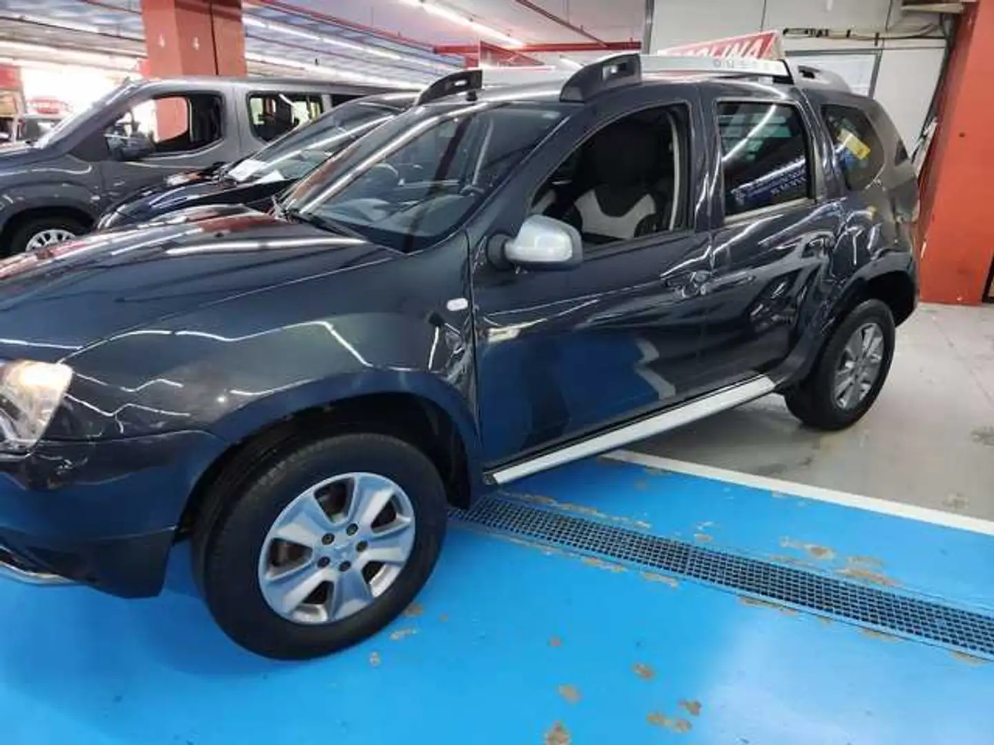 Dacia Duster 1.2 TCE Ambiance 4x4 125 Gris - 2