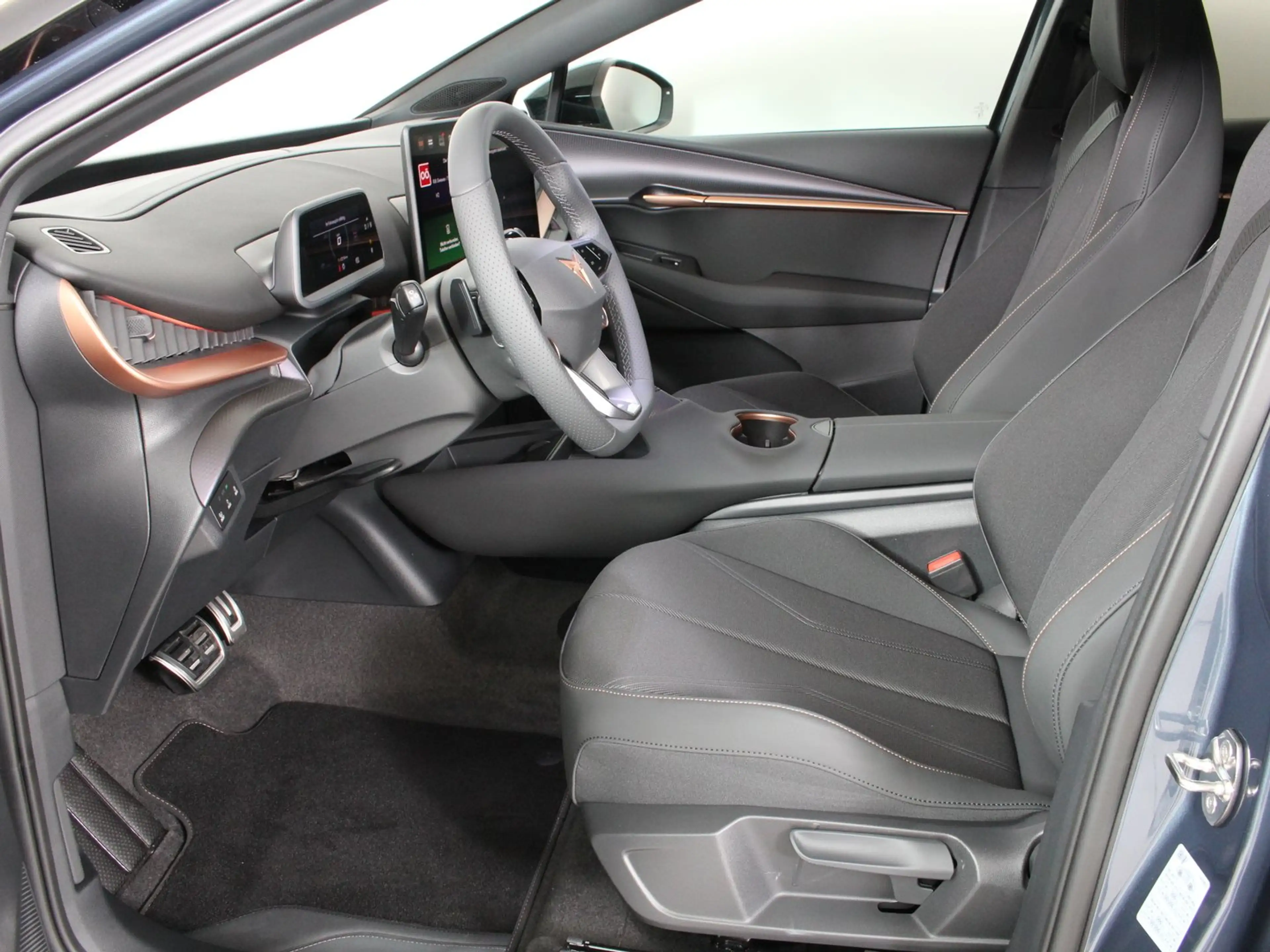 CUPRA Tavascan VZ 4Drive 250kW/340PS — photo 4