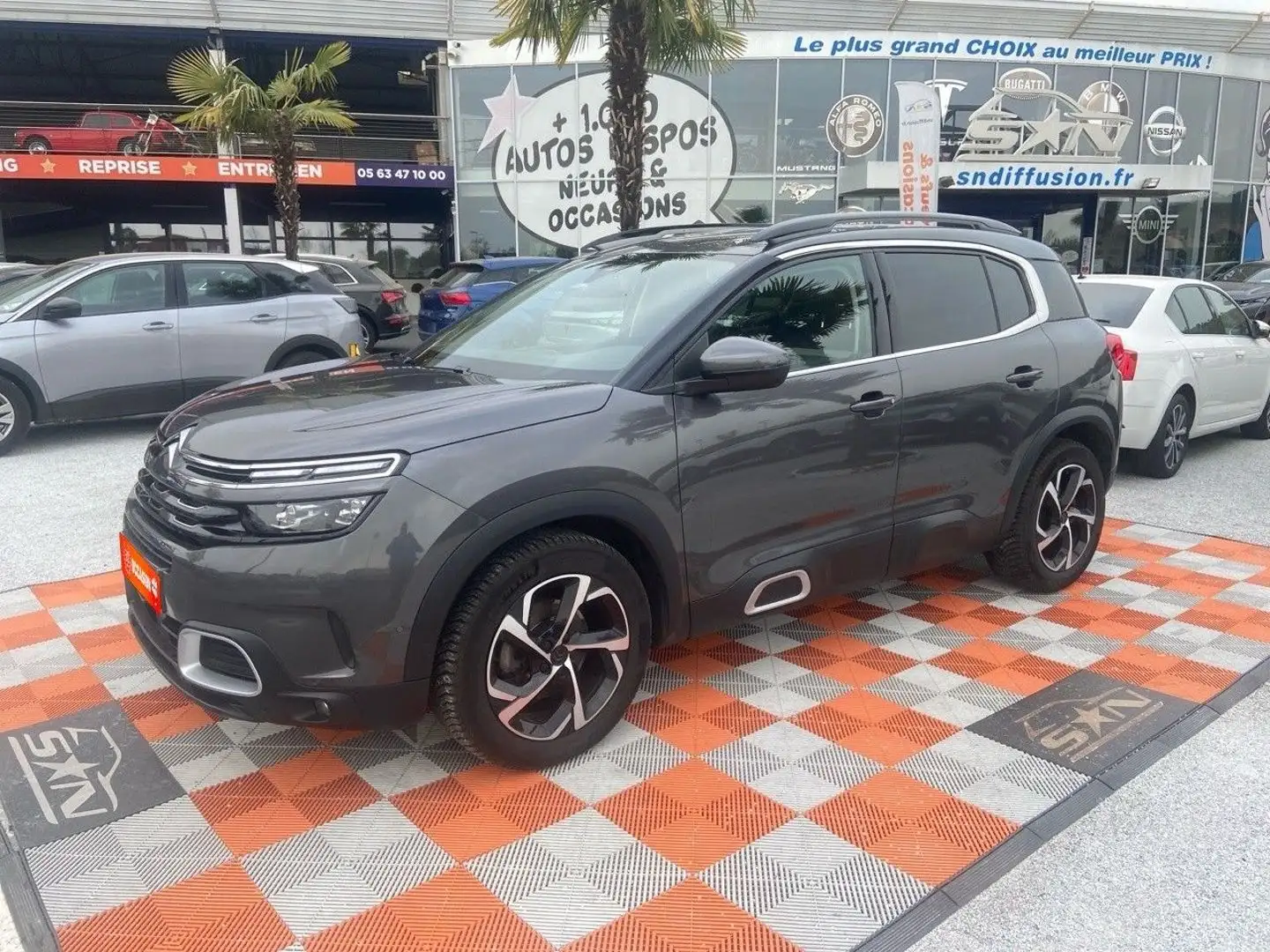 Citroen C5 Aircross BLUEHDI 130 SHINE Gris - 1