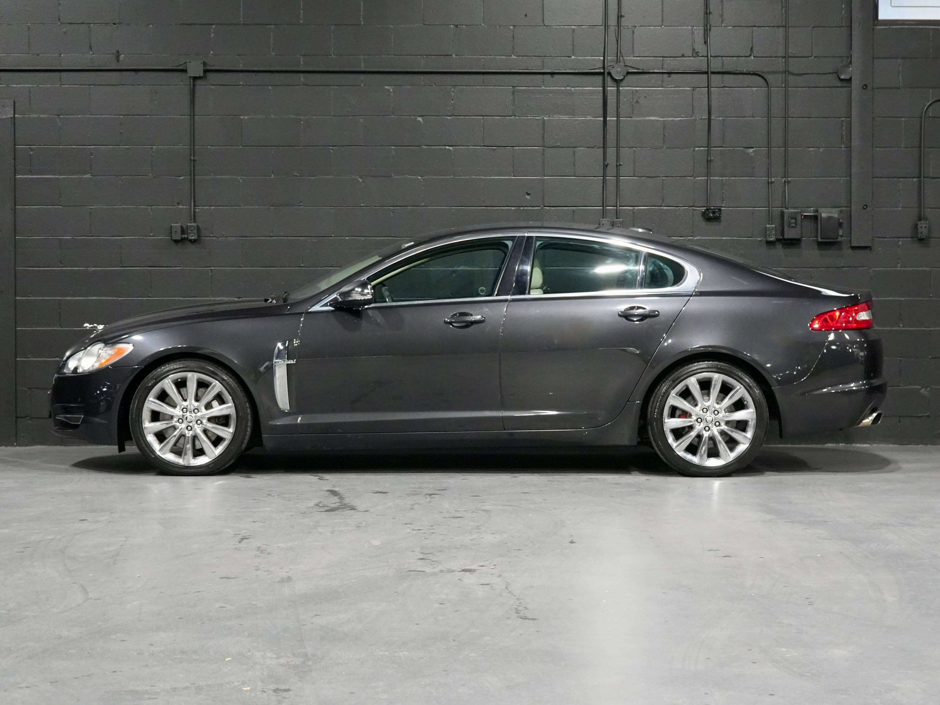 2011 Jaguar XF