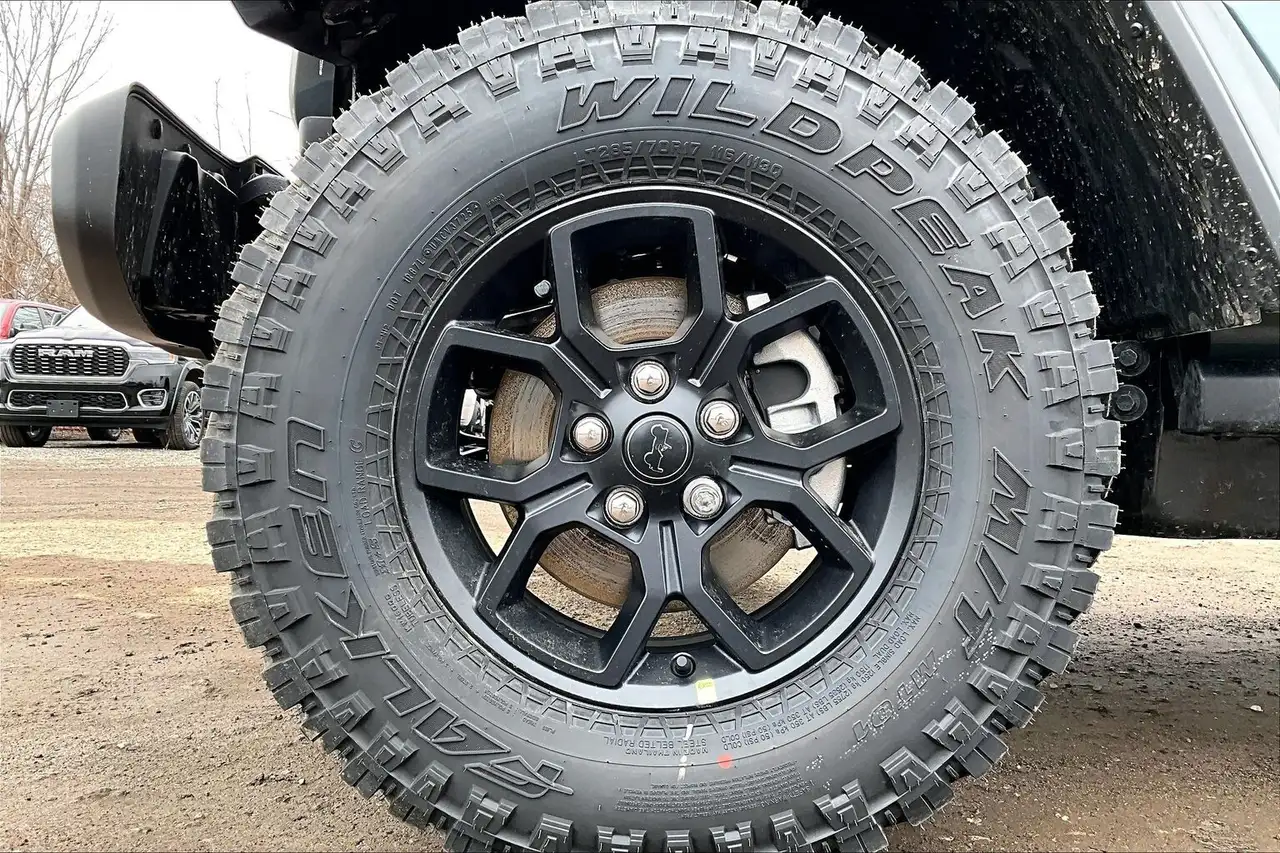 Jeep Wrangler снимка Jeep Wrangler