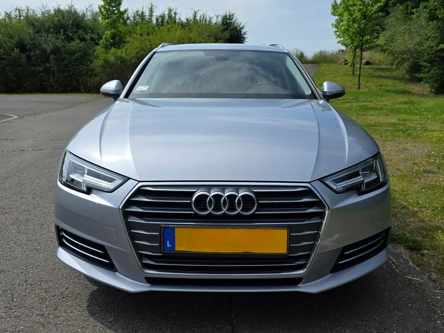 Audi A4 A4 Avant 2.0 TDI sport Argent - 2