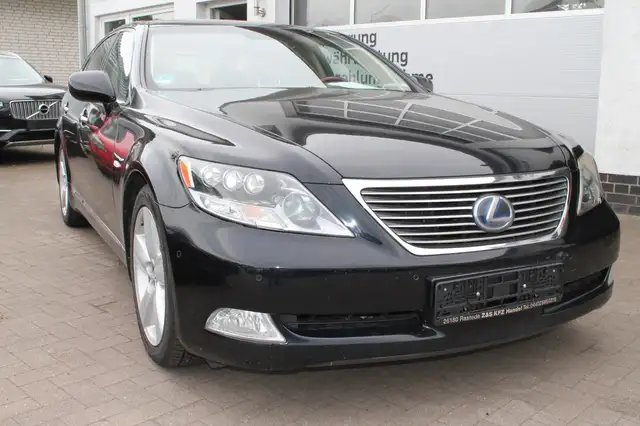 Lexus LS 600 h