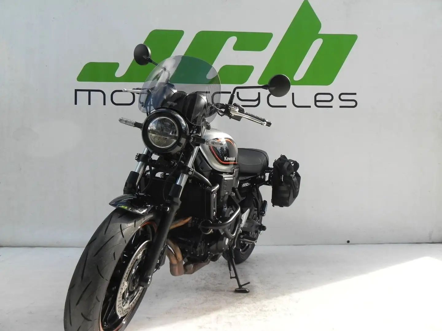 Kawasaki Z 650 RS Touring Schwarz - 1