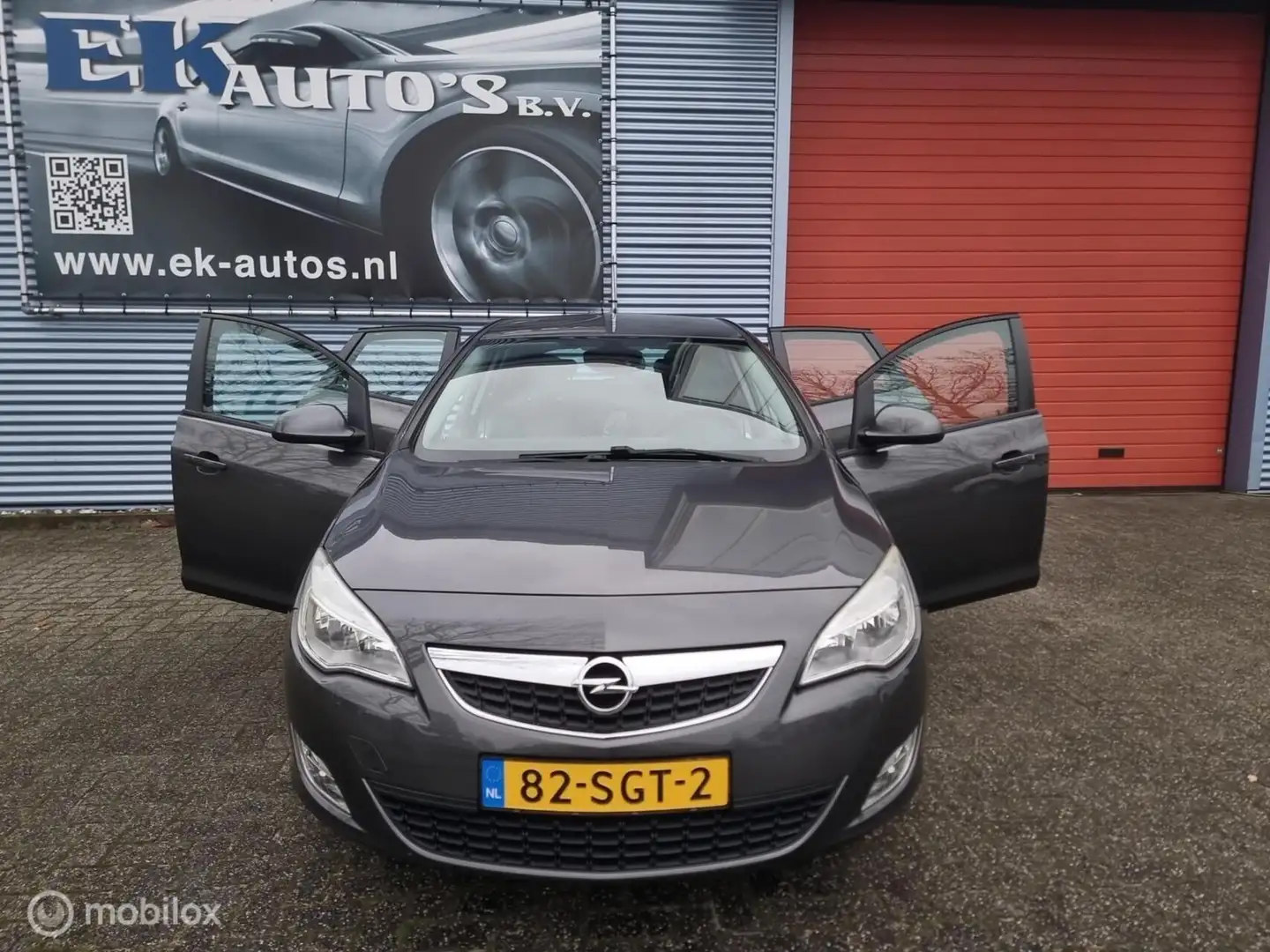 Opel Astra 1.4 Turbo Edition 120pk 6-vers. Trekhaak, Cruise Grijs - 2