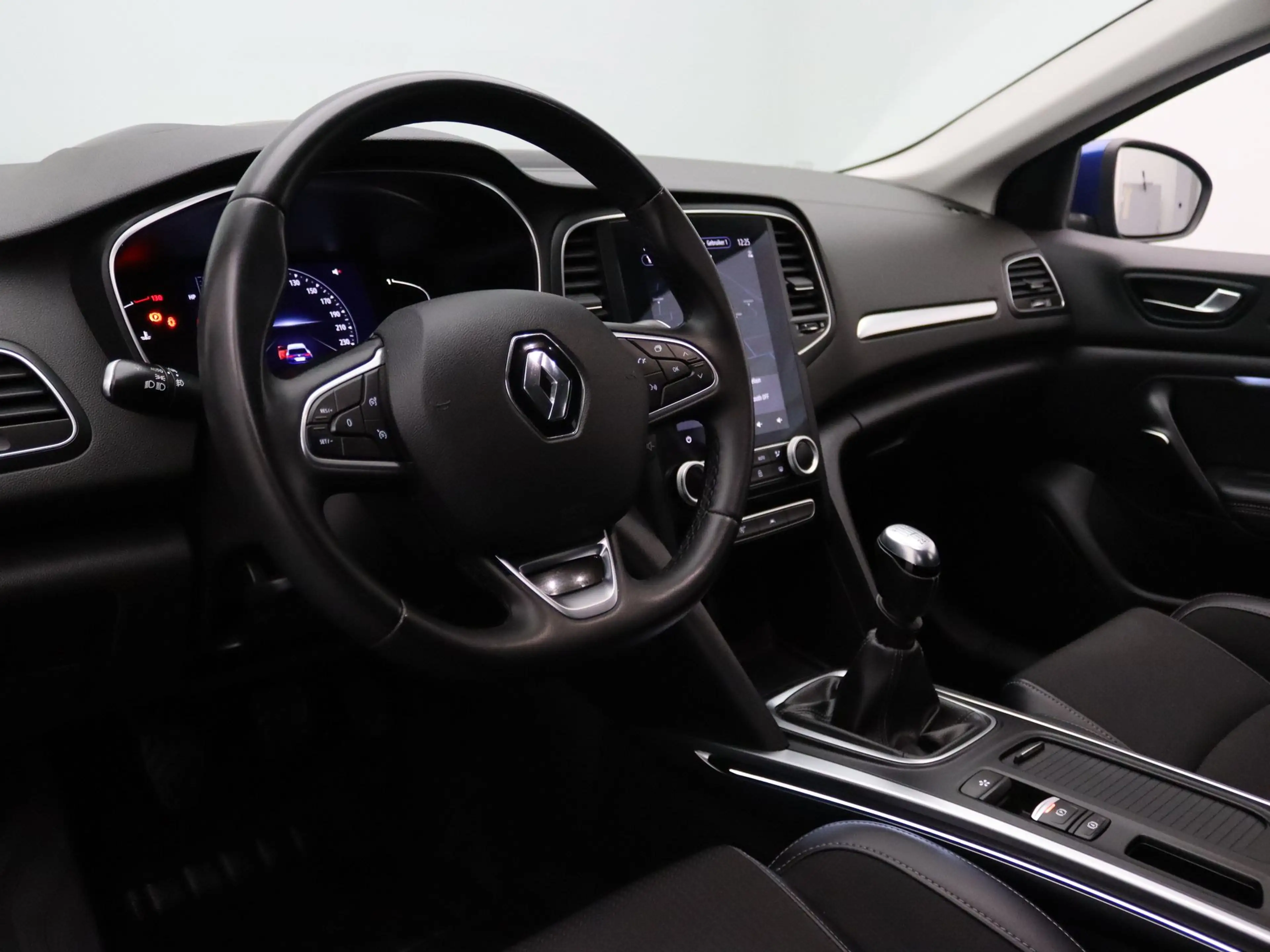 Renault Megane Estate 140pk TCe Intens Apple Carplay/Android Auto — photo 3