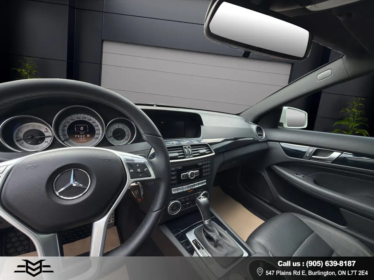 Mercedes-Benz C-Class снимка Mercedes-Benz C-Class