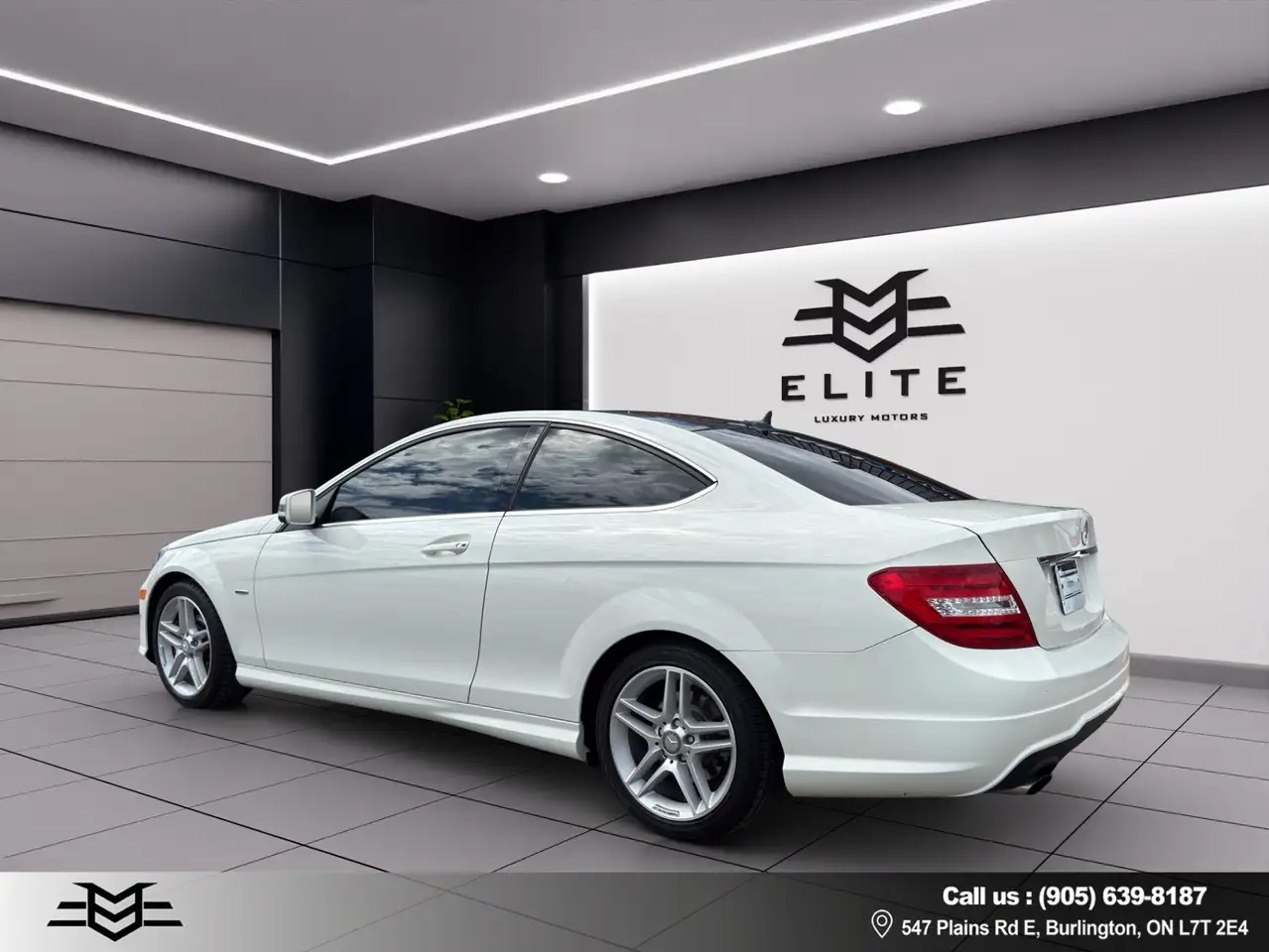Mercedes-Benz C-Class снимка Mercedes-Benz C-Class