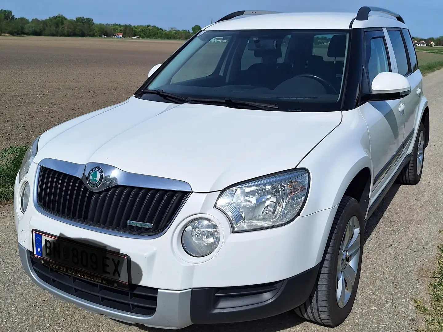 Skoda Yeti Twenty GreenLine 1,6 TDI * Pickerl 01/25* Gepflegt Biały - 1