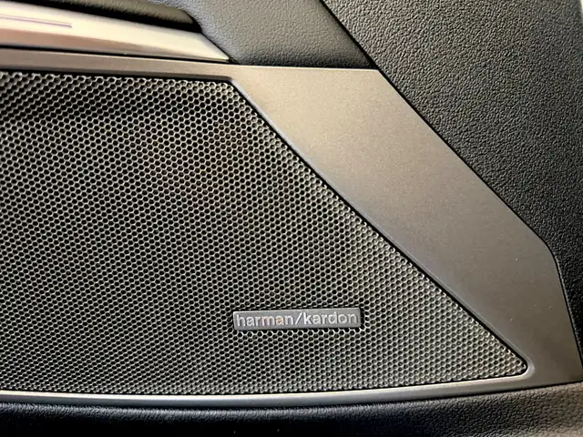 BMW M3 Competition xDrive Facelift 530PS,LED,H&K,360Grad Ansicht 21