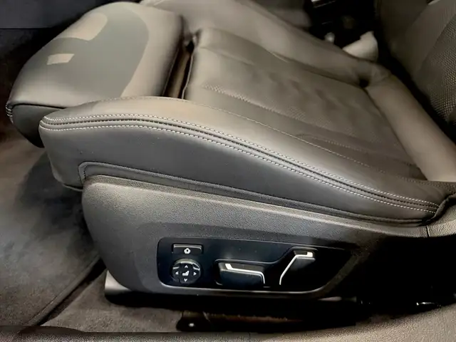 BMW M3 Competition xDrive Facelift 530PS,LED,H&K,360Grad Ansicht 19