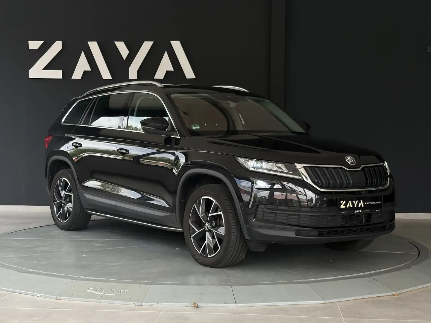 Skoda Kodiaq 2.0 TSI Style 4x4*7-SITZER*VIRTUAL*AHK* Noir - 1