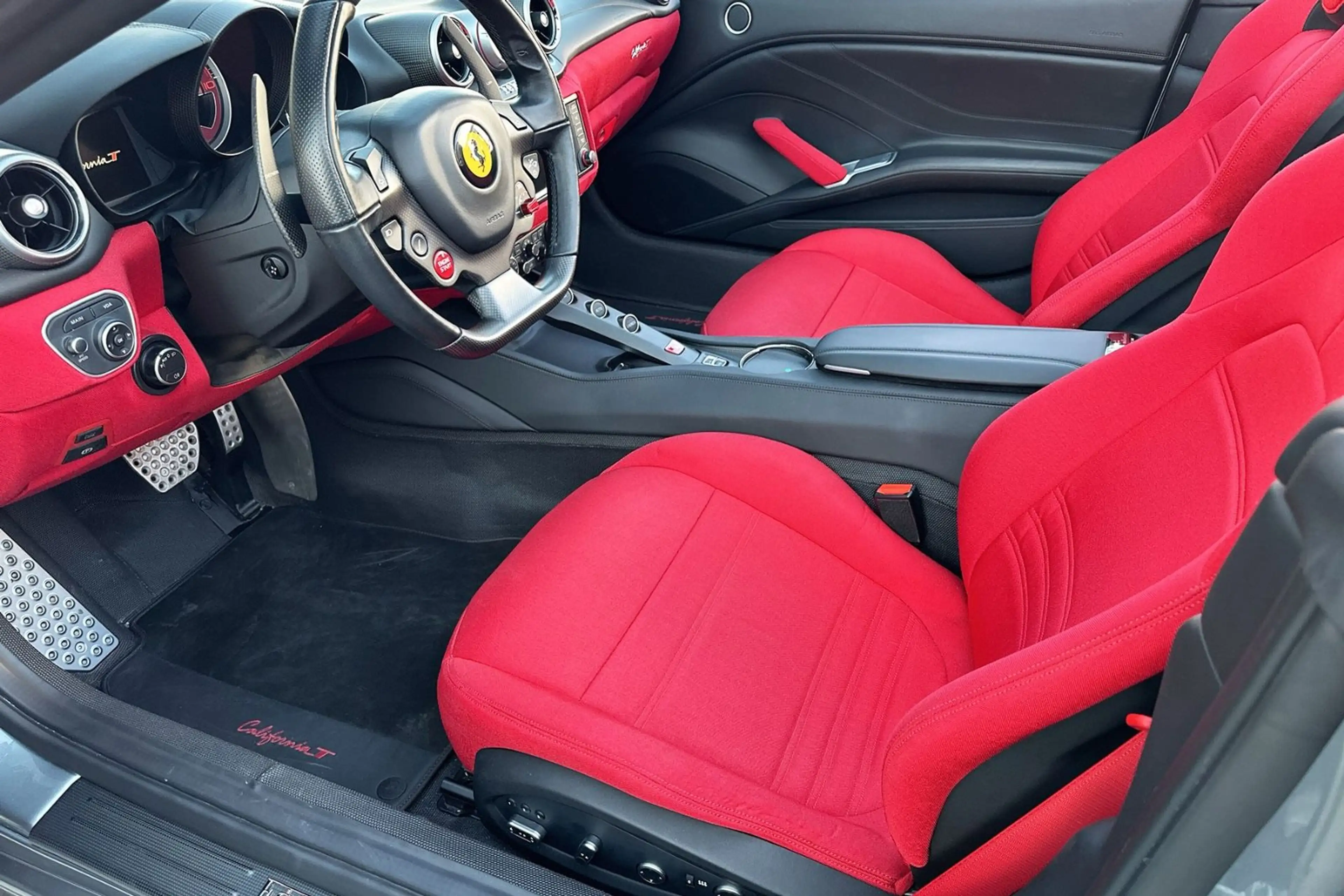 Ferrari California T*70 anni* THE ENZO*Handling Speciale — photo 15
