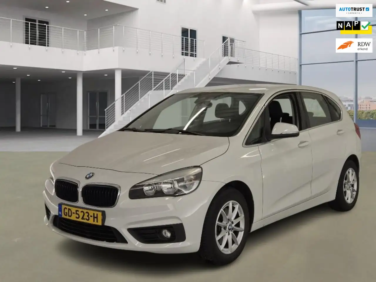 BMW 218
