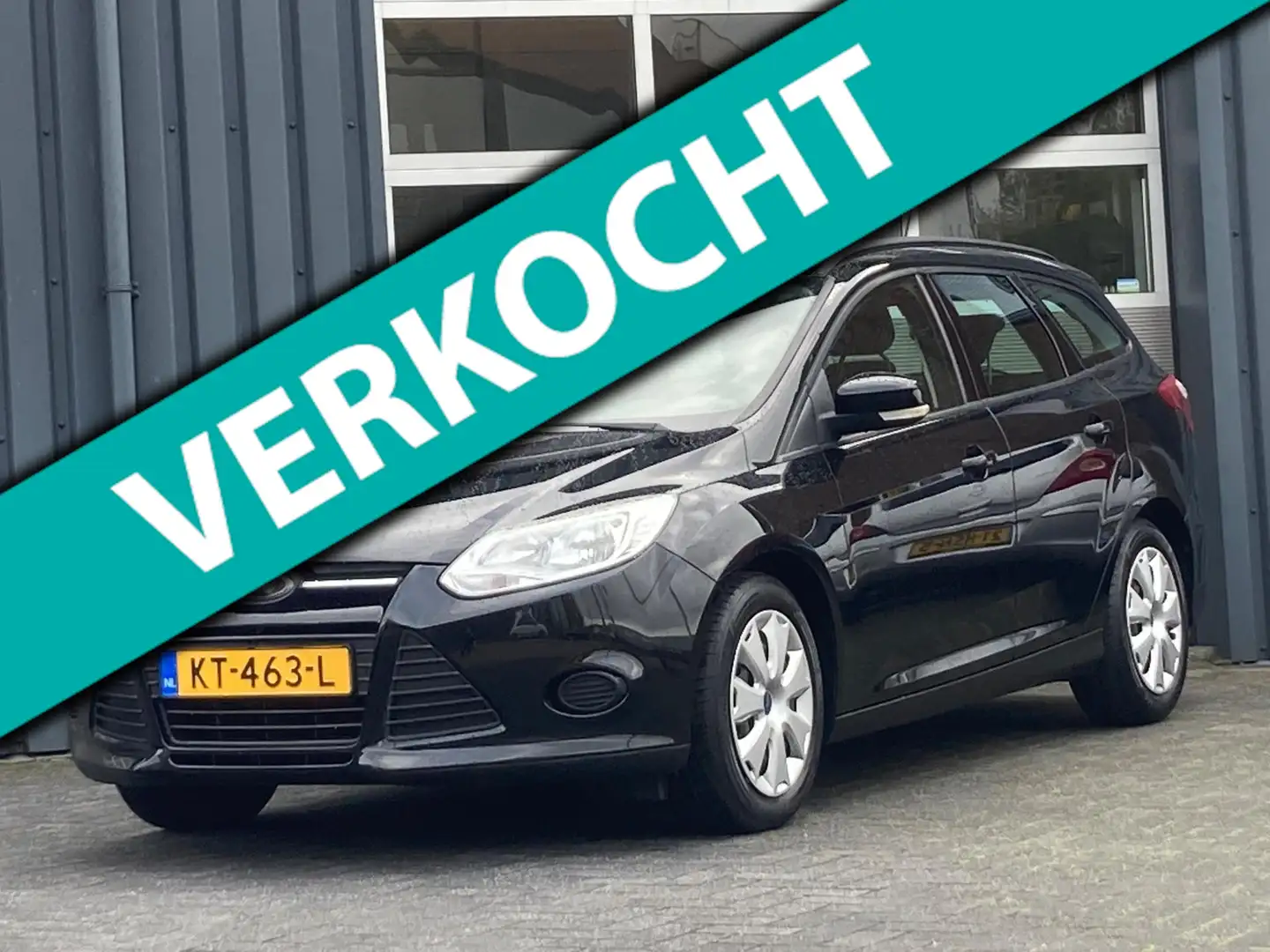 Ford Focus Wagon 1.0 EcoBoost Trend Airco Cruise controle Zwart - 1
