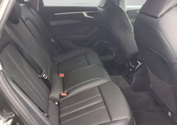 Audi A6 2025, foto 11