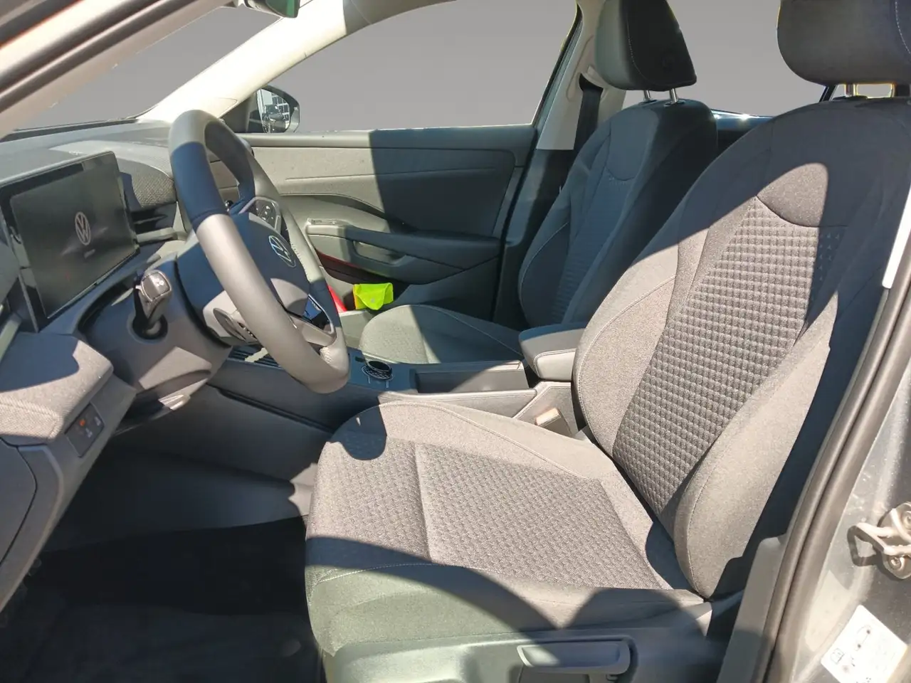 Volkswagen T-Roc 4Me eTSI DSG 13