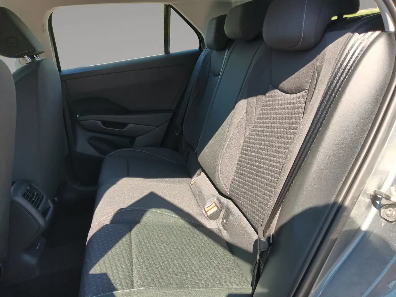 Volkswagen T-Roc 4Me eTSI DSG 17