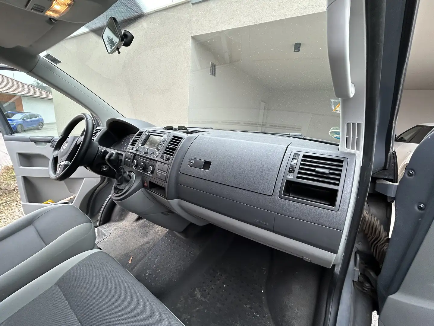 Volkswagen T5 Transporter Allrad BMT Grau - 1
