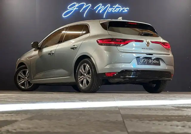 Renault Megane view 5
