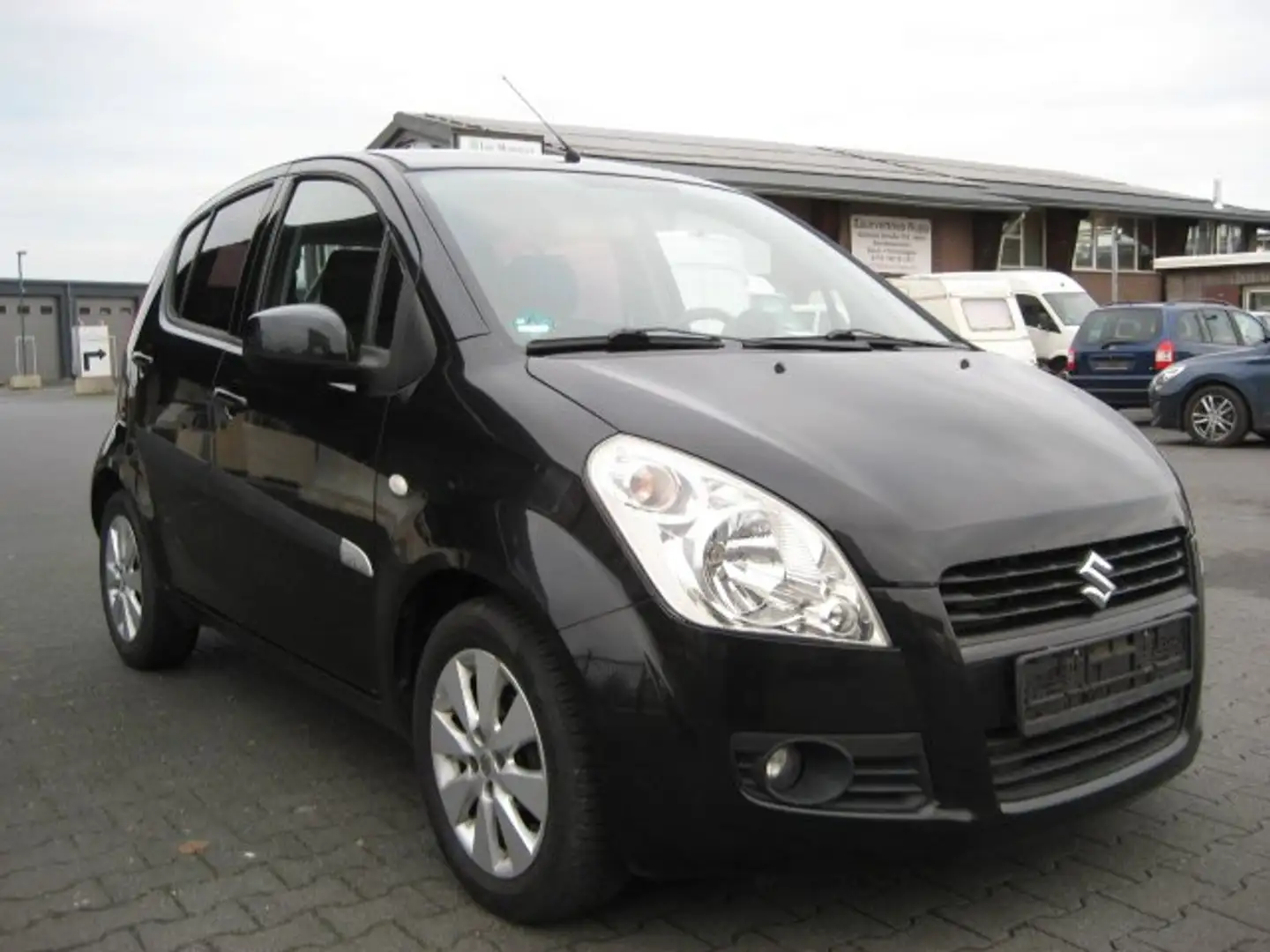 Suzuki Splash Club Schwarz - 2