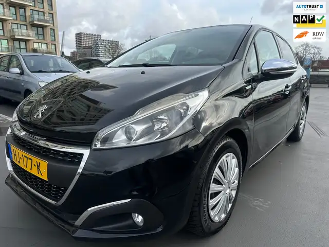Peugeot 208 1.2 PureTech Urban Soul Airco Cruise PDC Nieuwe Di
