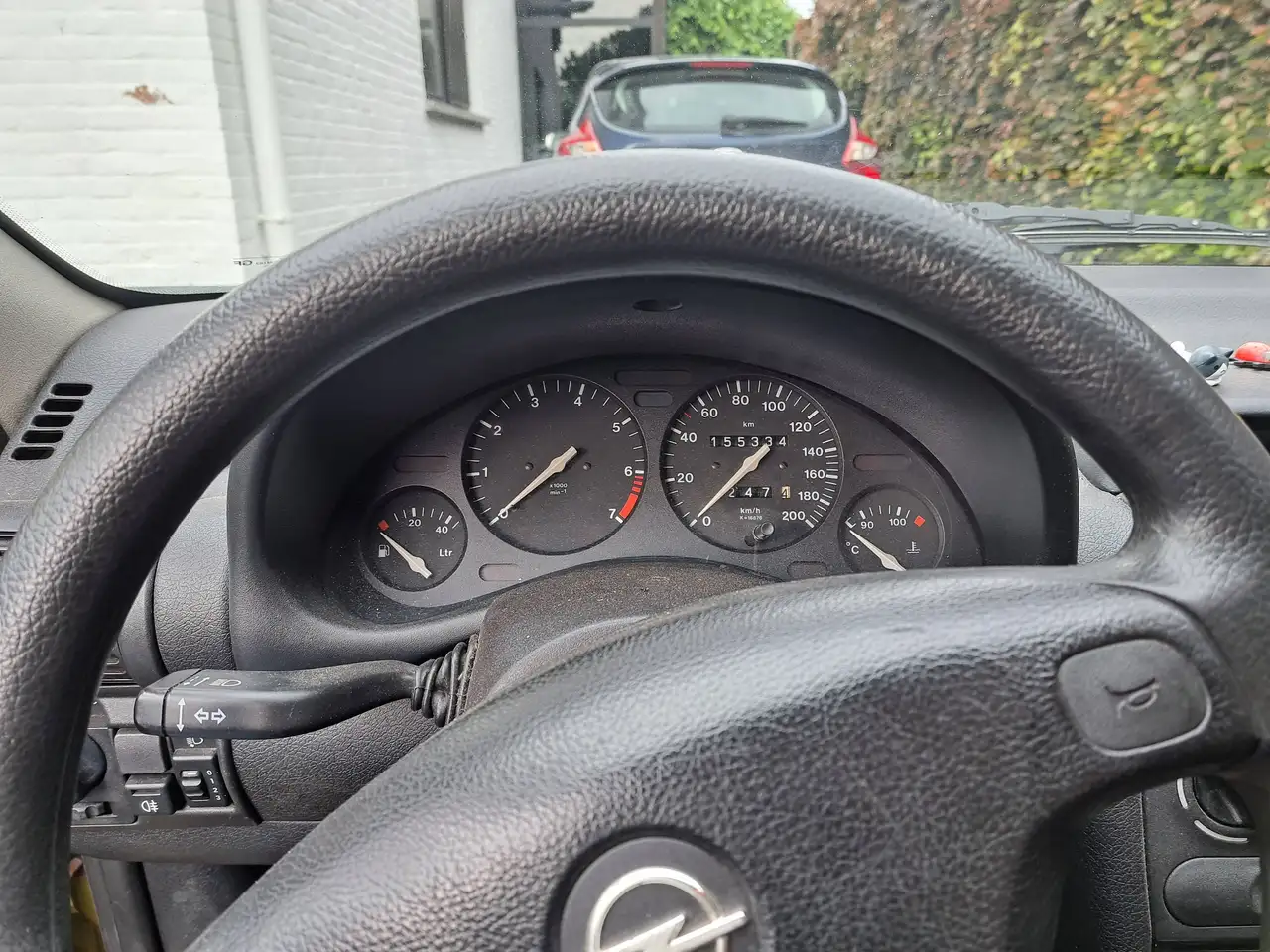 Opel Corsa 1.2i XE 16v, foto 4