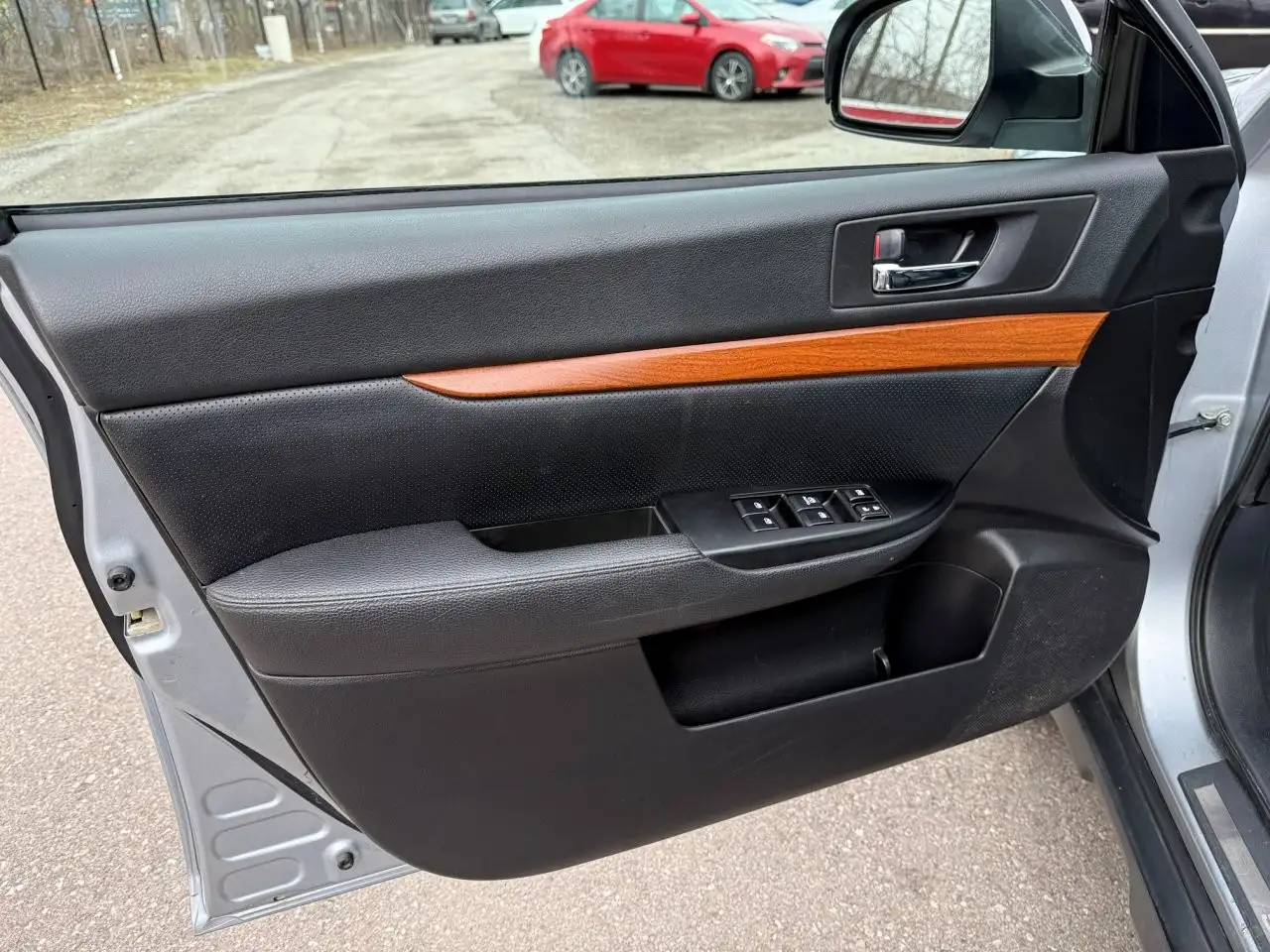 Subaru OUTBACK снимка Subaru OUTBACK