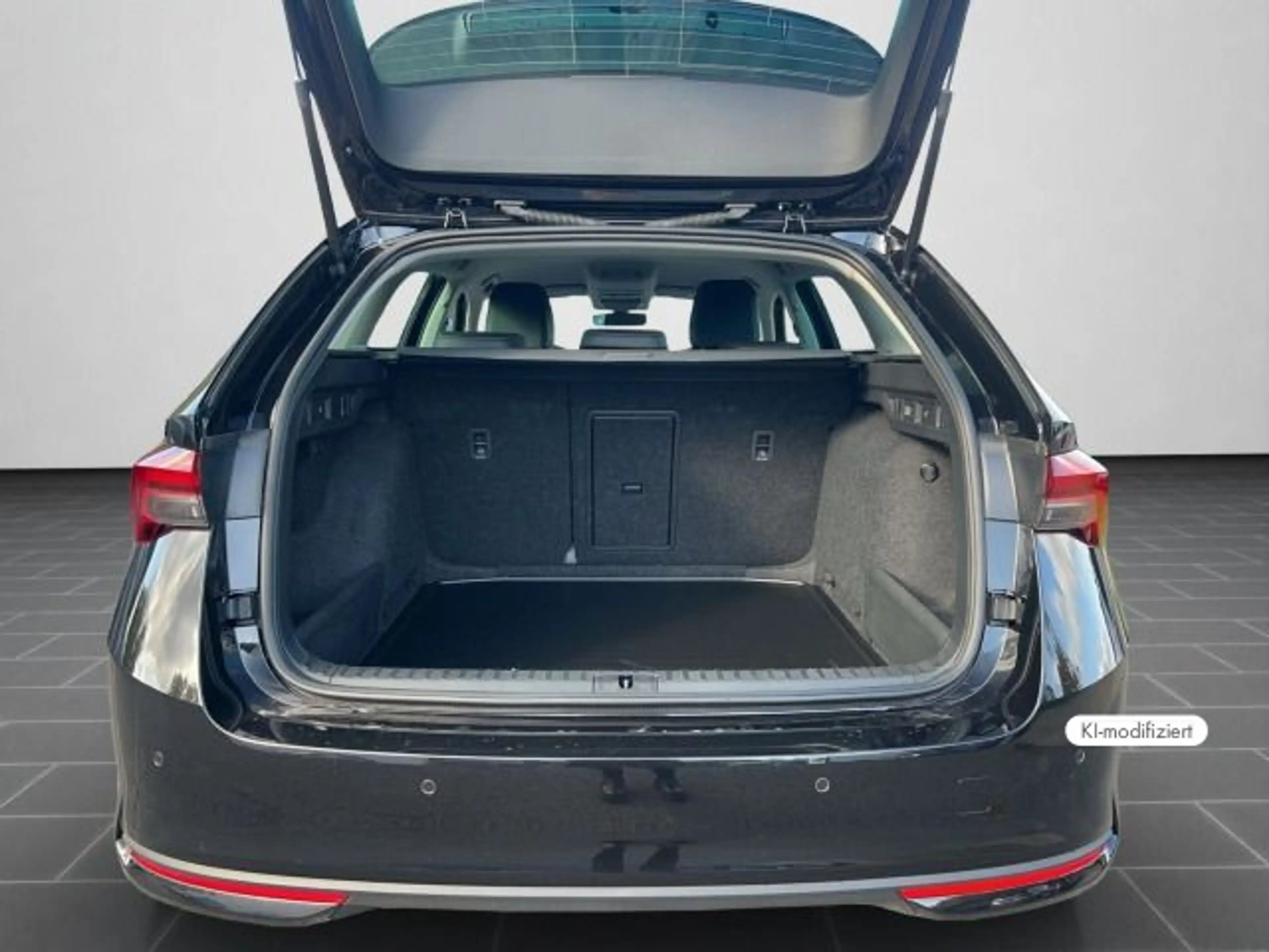 Skoda Octavia Combi Selection 1.5 TSI Selection NAV MA — photo 15