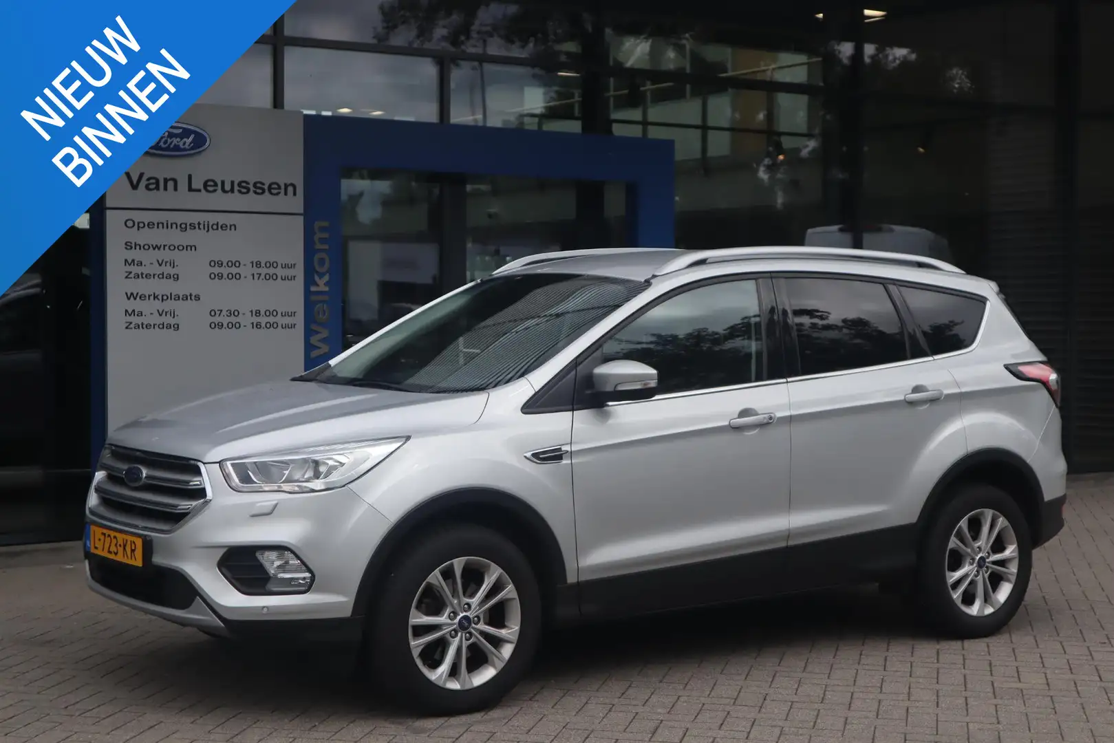 Ford Kuga 150PK TITANIUM APPLE/ANDROID WINTERPACK PARK-SENSO Grijs - 1