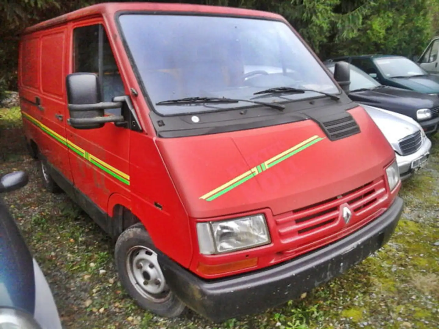Renault Trafic 1.9 Diesel / wenig km // startet nicht Rouge - 1