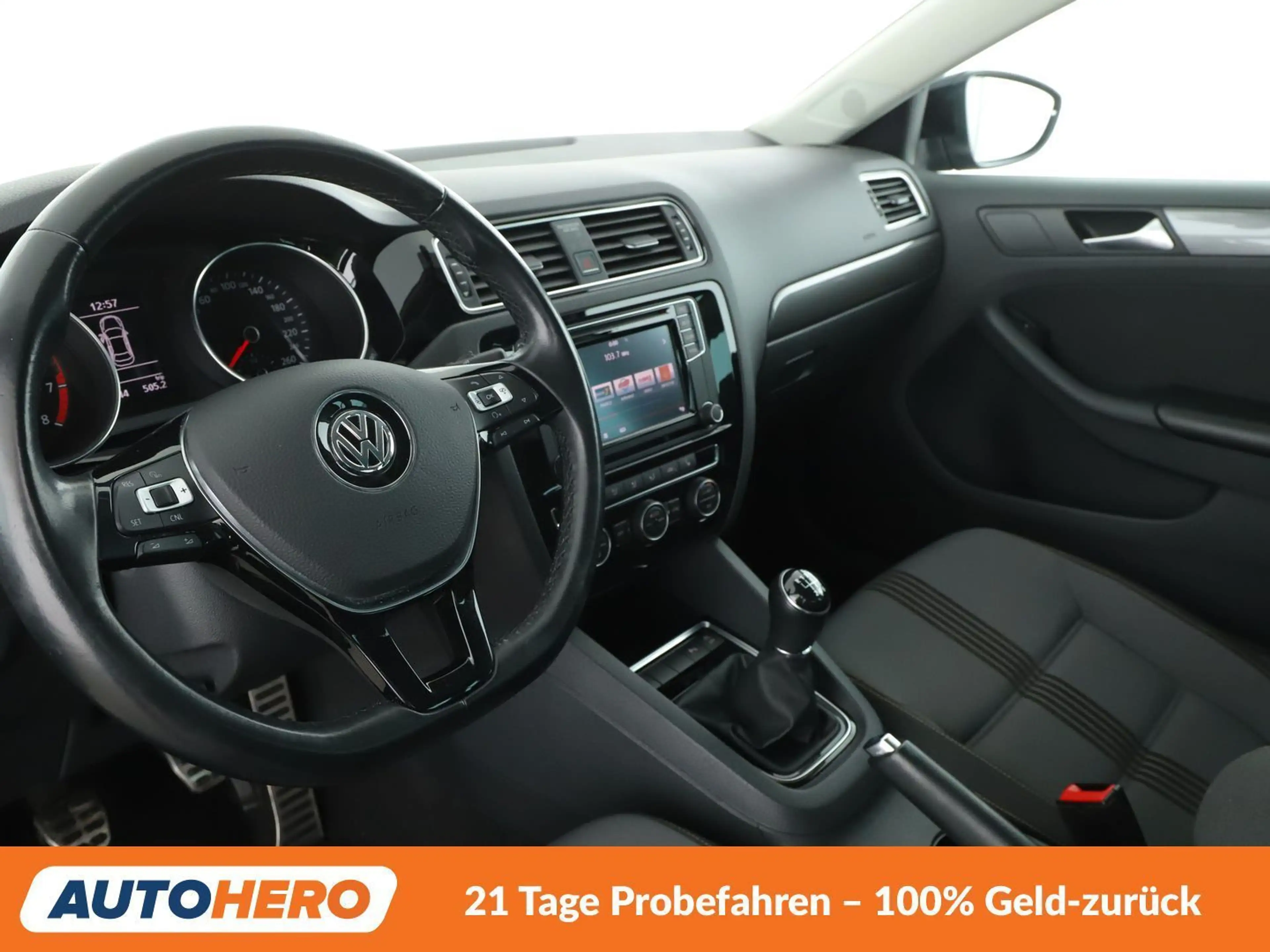 Volkswagen Jetta 1.4 TSI Allstar BMT *BI-XENON*TEMPO*PDC*SHZ* — photo 11
